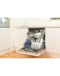 Indesit Integrated dishwasher: full size, white colour