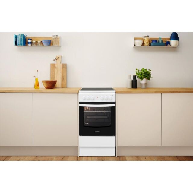 Indesit IS5V4KHW/UK Cooker - White
