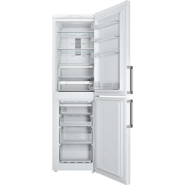 Hotpoint freestanding fridge freezer: frost free