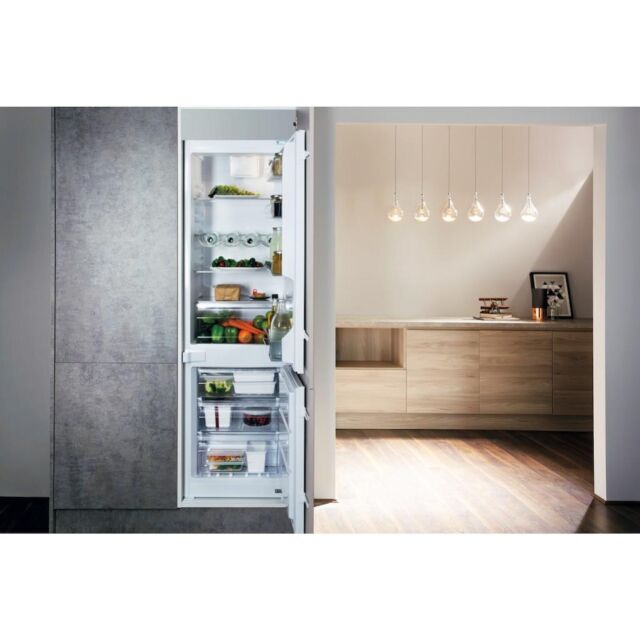 Hotpoint built in fridge freezer: frost free