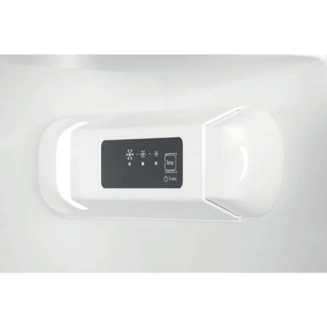 Hotpoint HBUF011 Integrated Undercounter Fridge
