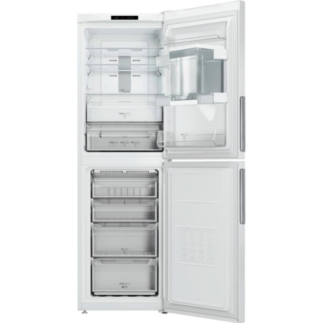 Hotpoint freestanding fridge freezer: frost free