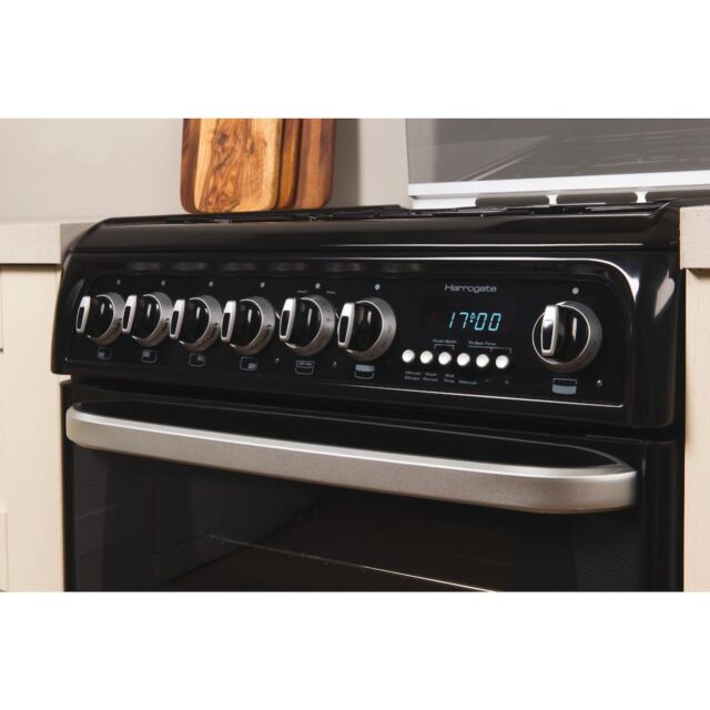 Hotpoint electric freestanding double cooker: 60cm