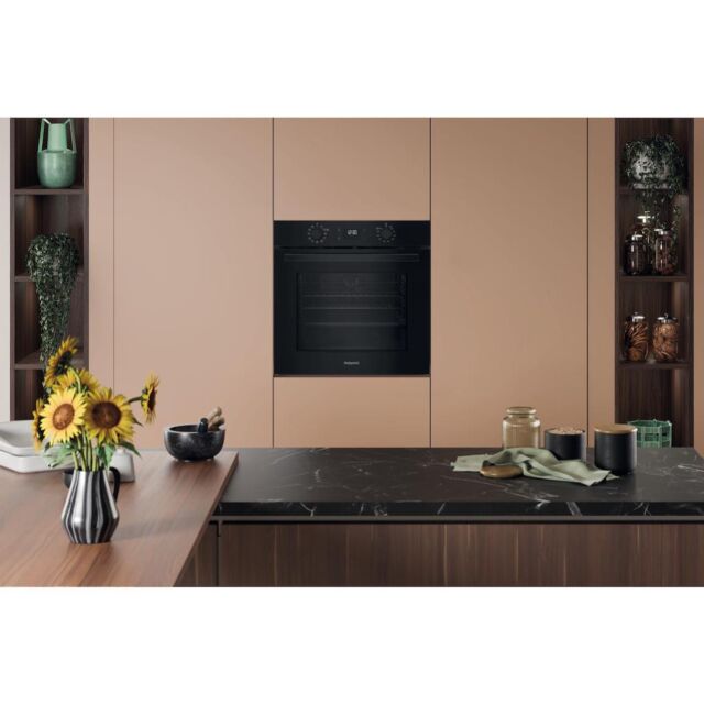 Hotpoint HO458HBUK Built-In Single Oven - Black